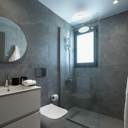 Avenue By Deserve Apartament *